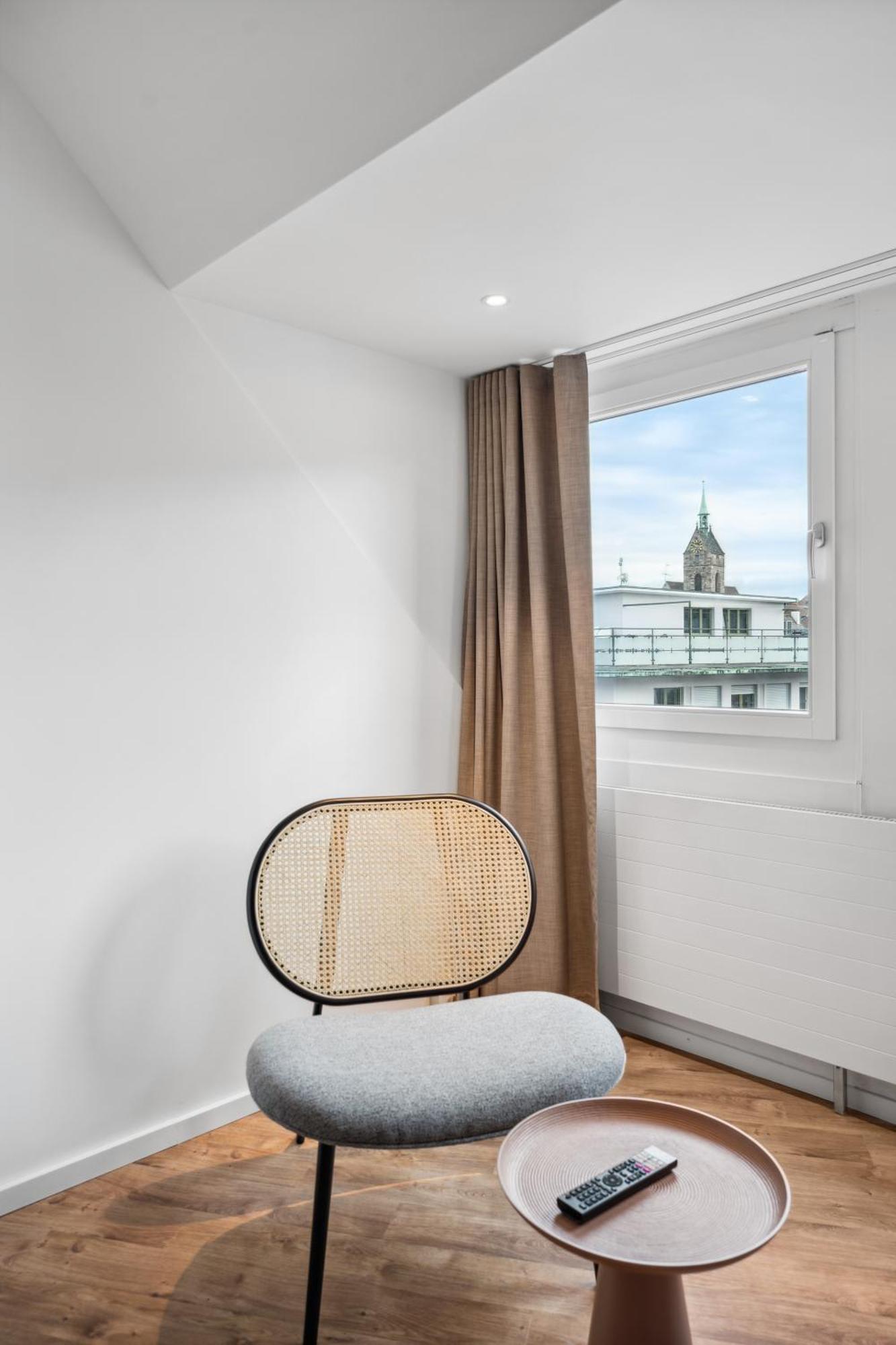 Limehome Basel Muenzgasse Quarto foto